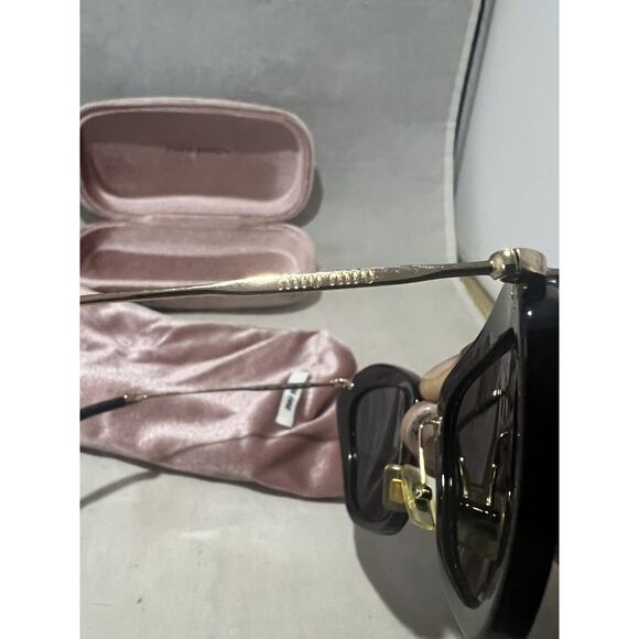 MIU MIU Cat-eye Acetate sunglasses (SMU N10) 100% Authentic main image 4